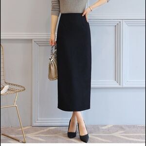 Villager Liz Claiborne Black Maxi Polyester Aline Straight Skirt Size 12 Office